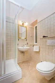 Amoret Hotel 3*